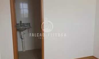 Imagem 6: Apartamento para Venda em Salvador, Pernambués, 2 dormitórios, 1 suíte, 2 banheiros, 1 vag