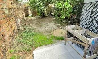 Imagem 7: Casa em vigia no centro 2 quartos 2 banheiros garagem quintal