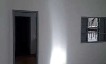 Imagem 2: ALUGA SE CASAS COM QUINTAL COMPARTILHADOS EM RUDGE RAMOS SBC