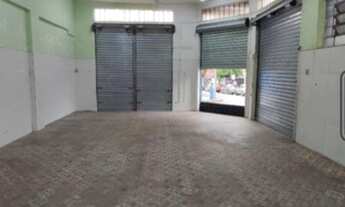 Imagem: Centro do Barreiro, Loja de Esquina, 03