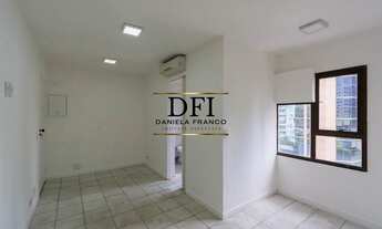 Imagem: Sala de 29.0m² no bairro Itaim Bibi, com