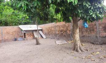 Imagem 2: Vendo uma excelente casa na av. Cafeteira. Casa bem localizada e no centro da cidade