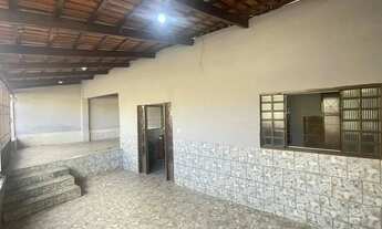 Imagem: IMÓVEL LOCALIZADO NO SETOR DOS FUNCIONÁRIOS!