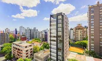 Imagem 4: Apartamento de 3 dormitórios com suíte e duas vagas no Petrópolis