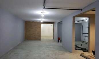 Imagem 6: Casa para venda tem 316 metros quadrados com 5 quartos