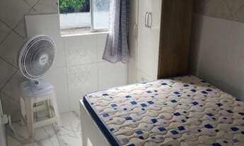 Imagem 4: Quarto e Sala mobiliado em Villas do Atlântico. Também temporada