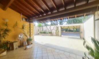 Imagem 2: Casa com 3 quartos e área de lazer no Ribeirania