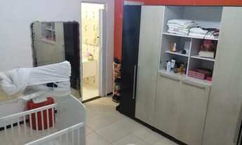 Imagem 5: VENDE-SE CASA DE ANDAR COM 3 CASAS NO TERRENO