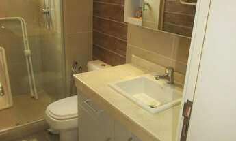 Imagem 10: Apartamento para venda com 230 metros quadrados e 4 dormitórios em Menino Deus - Porto Ale