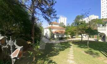 Imagem 7: Casarão para locação em terreno de 4.000m²