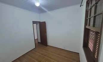 Imagem 2: Aluga-se ótima casa beira de rua, direto com proprietário! Taxa ja inclusa!