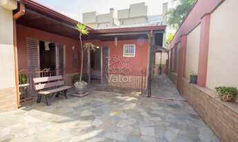 Imagem 4: Casa Térrea Ampla no Mercês 4 Quartos, Suíte e Espaço para Home Office