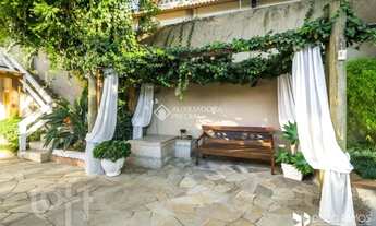 Imagem 4: Casa em Condominio 3 Dormitorios Garagem para 3 carros Sotão (escritorio