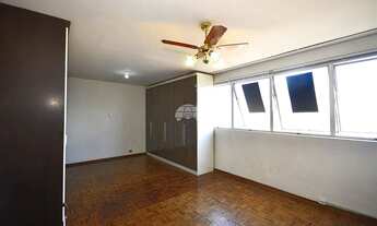 Imagem 5: Imóvel para venda possui 37 metros quadrados com 1 quarto em Centro - Curitiba - PR