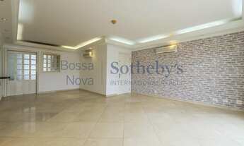 Imagem: Apartamento espaçoso em andar alto