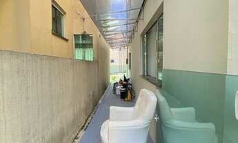 Imagem 3: Casa de condomínio para venda tem 200m² com 3 suítes no Cond. Jardim Ananin