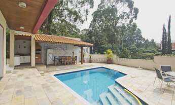 Imagem 2: Casa em bolsão residencial com segurança, área de lazer e vista para área verde