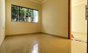 Imagem 5: Excelente Casa com 3 dormitórios sendo 01 suíte à venda, 110 m² de construção e 160 m² de