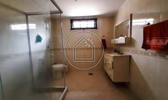 Imagem 3: Ótima casa, quadra da praia, com 5 quartos em Piratininga - Niterói - RJ