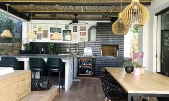 Imagem 6: Casa no Porto da Lagoa da Conceição, em condomínio com 3 dorm, e 147,55m²