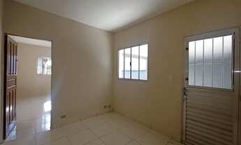 Imagem 4: Casa com 3 dormitórios para alugar, 60 m² por R$ 1.700/mês - Jardim Santa Lucrécia - São P