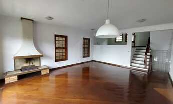 Imagem: Linda casa de condomínio em Cotia para