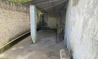 Imagem 6: 2 casas para venda. Térreo e 1° andar