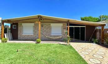 Imagem 3: IMPECÁVEL - 03 dormitórios, com piscina e quiosque em Atlântida Sul