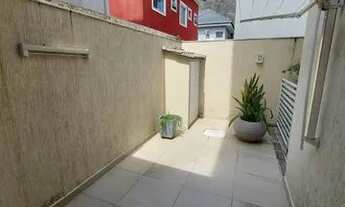 Imagem 6: Casa com 230m com 4 suítes, piscina, churrasqueira, 4 vagas