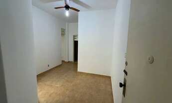 Imagem 4: Apartamento para venda tem 40 metros quadrados com 1 quarto em Catete - Rio de Janeiro - R