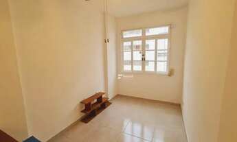 Imagem 2: Apartamento com 1 dormitório para alugar, 40 m² por R$ 2.000,00/ano - Pitangueiras - Guaru