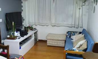 Imagem 4: Apartamento para aluguel e venda possui 50 metros quadrados com 3 quartos