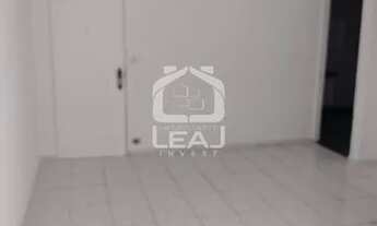 Imagem 2: Apartamento de 52m² com 2 dormitórios e 1 vaga de garagem para locação, por R$ 1.700,00, J