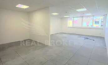 Imagem 4: Sala comercial para locação em Alphaville com infraestrutura pronta para ocupação imediata