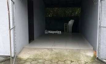 Imagem 2: Casa de 2 Dormitórios para Alugar no Campeche