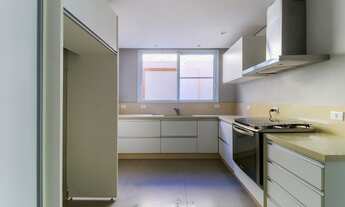 Imagem 5: Magnifica casa, totalmente reformada com segurança em frente