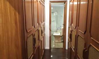 Imagem 6: Apartamento para aluguel tem 160 metros quadrados com 4 quartos