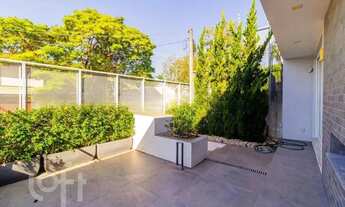 Imagem 5: Casa à venda em Três Figueiras com 310 m², 3 quartos, 3 suítes, 3 vagas