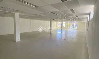 Imagem 3: Loja com 232m² Galpão / depósito com aluguel por R$4.930 /mês