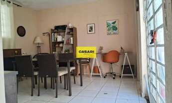 Imagem 5: Casa Assobradada 171m² no 1° Andar com Edícula, 2 Banheiros e Vaga Recuada na Av. Lucas No