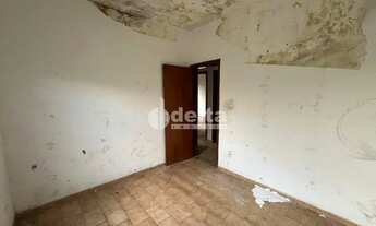 Imagem 4: Casa residencial disponível para venda no bairro Jardim Brasília em Uberlândia-MG