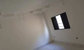 Imagem 2: ALUGO CASA 2Q EM SENADOR CANEDO