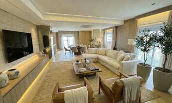 Imagem 2: Apartamento para venda com 255 metros quadrados com 5 quartos