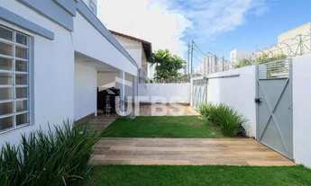 Imagem 2: SOBRADO SETOR SUL - 4 QUARTOS - 2 SUITES