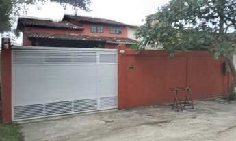 Imagem: Casa em Vargem Grande. Leiam até o final!