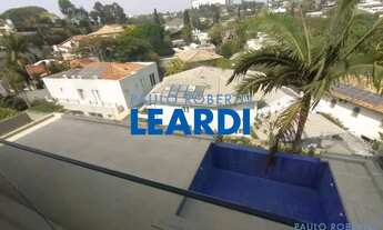 Imagem: CASA ASSOBRADADA - JARDIM LEONOR - SP