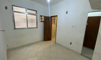 Imagem 3: Kitnet para Venda em Niterói, Centro, 1 dormitório, 1 banheiro