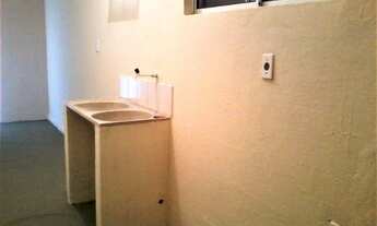 Imagem 5: Casa de 1 quarto, reformada, em ótima localidade, próximo à praça do setor Àsia