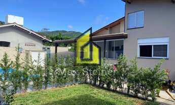 Imagem 2: Casa para venda com 170 metros quadrados com 3 quartos