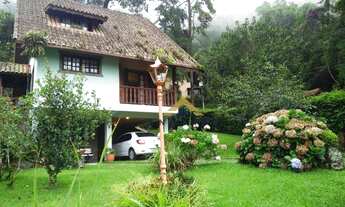 Imagem 4: Casa com 3 dormitórios à venda, 218 m² por R$ 800.000,00 - Parque do Ingá - Teresópolis/RJ